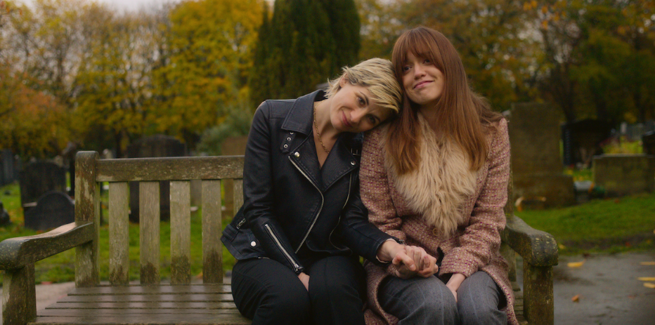 Jodie Whittaker ca Susan și Aimee Lou Wood ca Tracy.